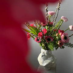 Цветы в Барселоне: доставка букетов, оформление праздников и интерьеров, мастер-классы по флористике